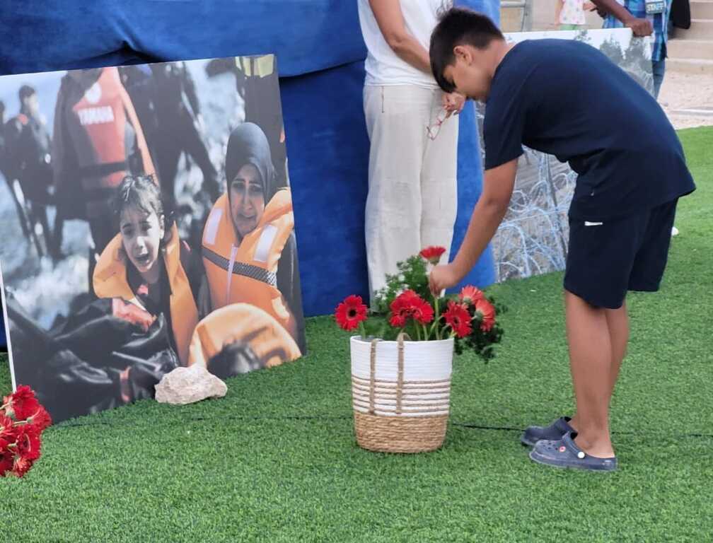 El verano de Sant’Egidio en los campos de refugiados de Chipre termina con la oración Morir de Esperanza